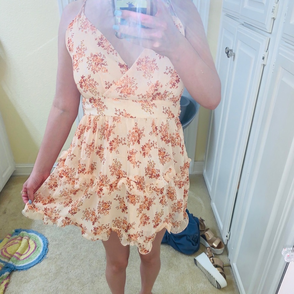 DRESS!! - Picture 2 of 7